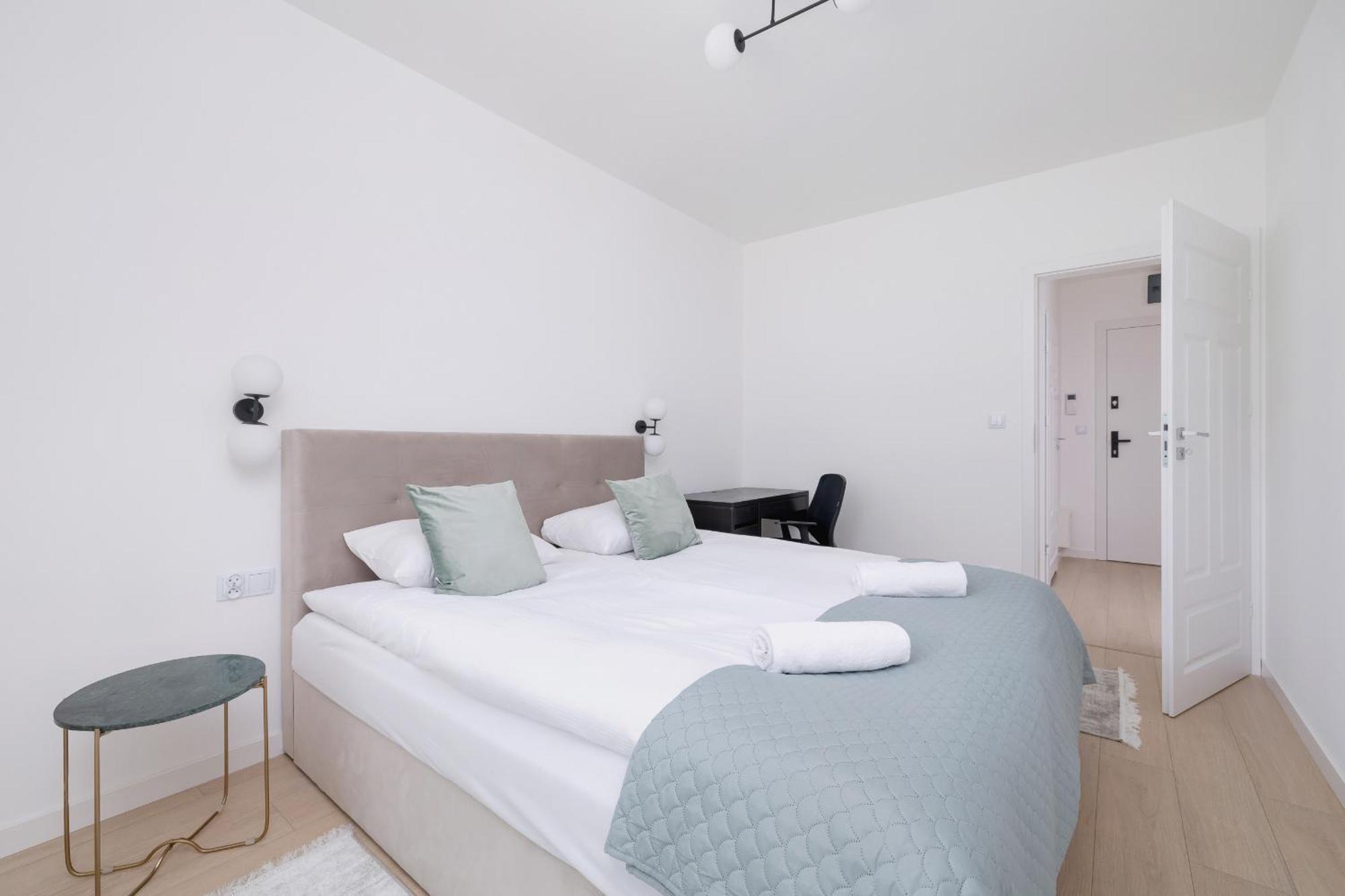 Krowoderska Apartment With Balcony Near City Center By Rent Like Home Краков Экстерьер фото